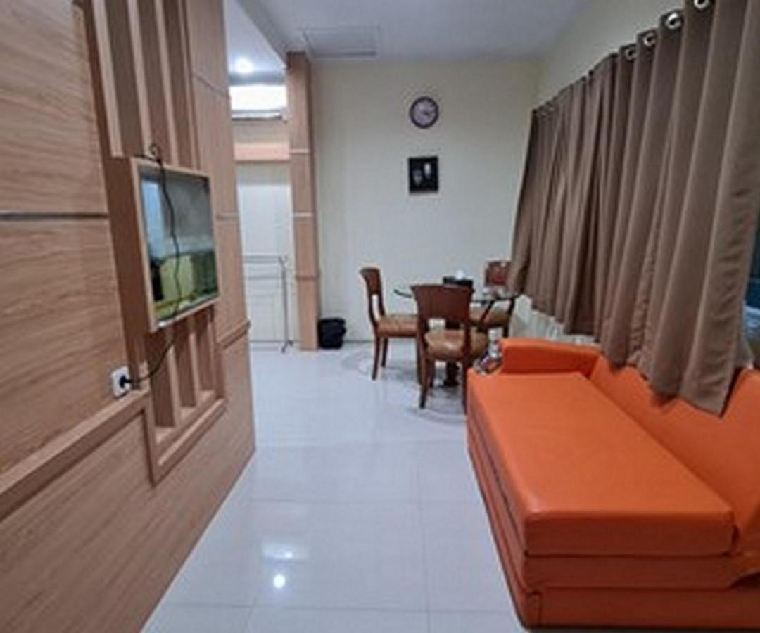 Gaia Asri Hotel Pamanukan Hilir Exterior photo