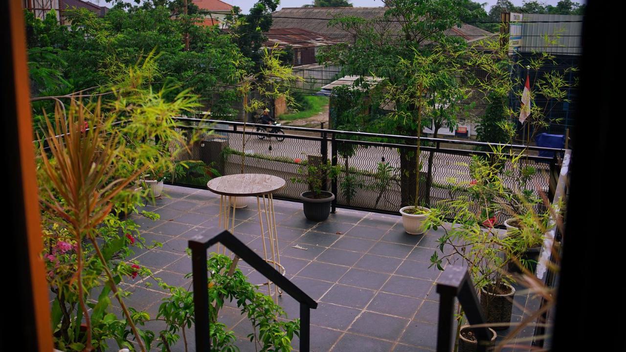Gaia Asri Hotel Pamanukan Hilir Exterior photo